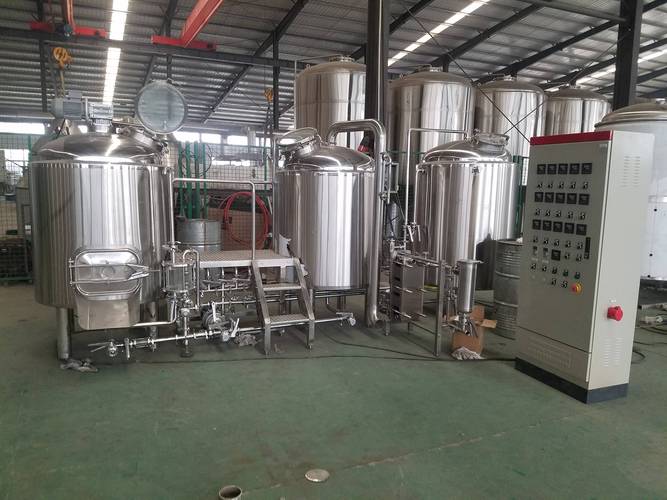 和田市全套啤酒设备一套多少钱？开精酿厂到底得配齐哪些？